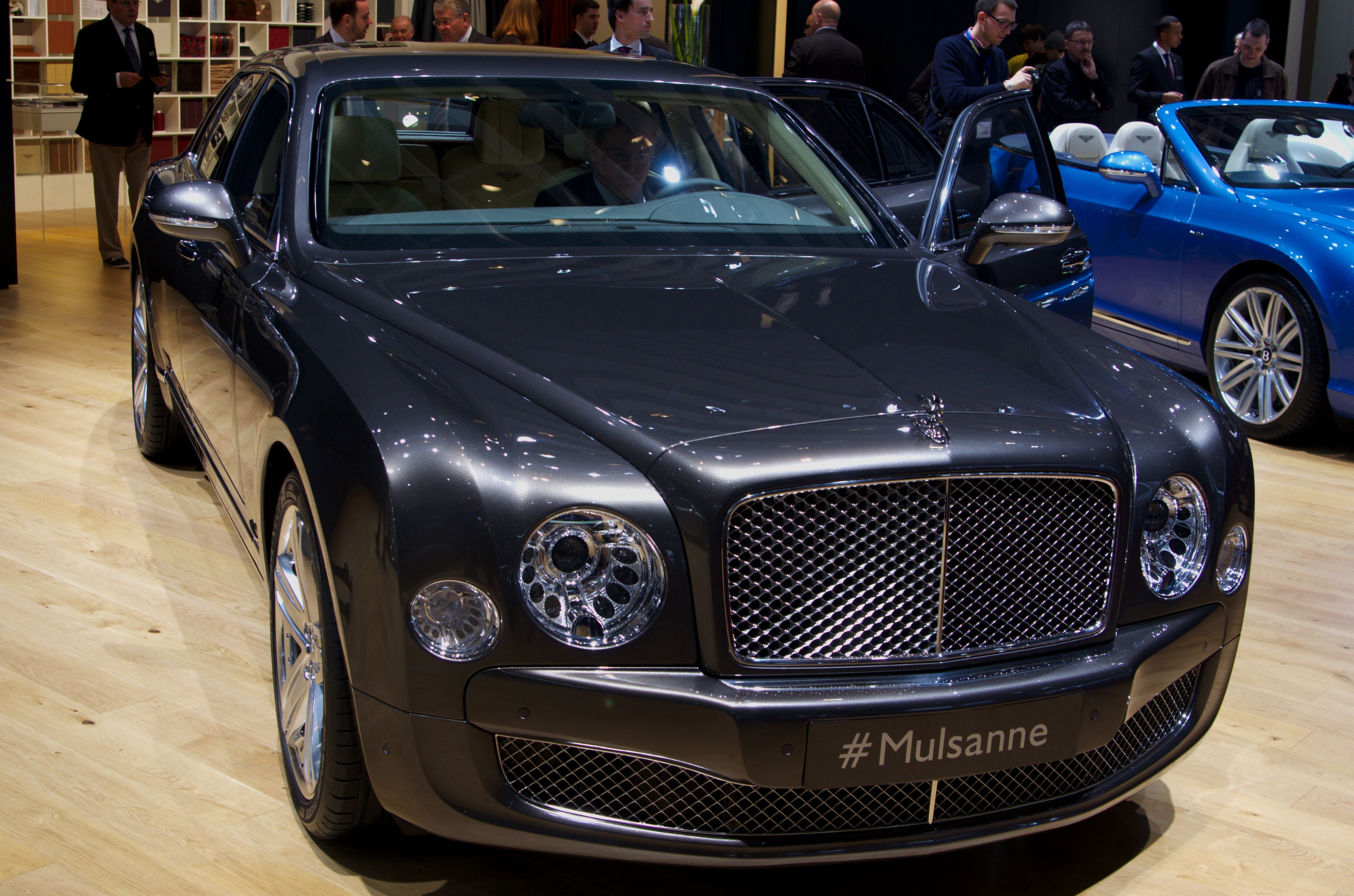 宾利慕尚是否可以入手,宾利慕尚哪年停产的