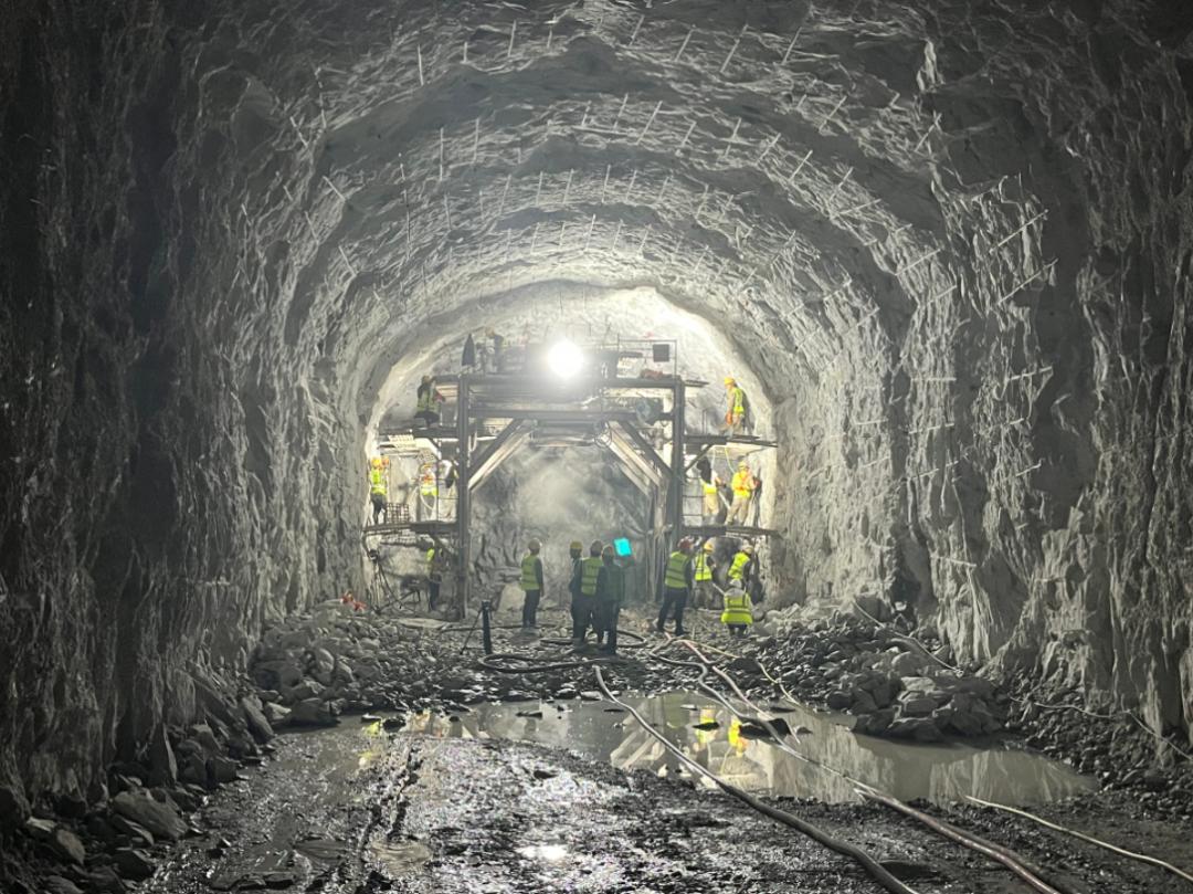 推动高质量建设发展,推动高质量发展要在上下功夫