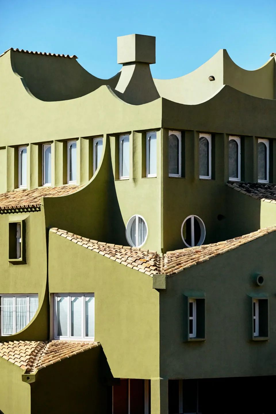 巨星陨落|西班牙著名建筑大师里卡多·波菲逝世