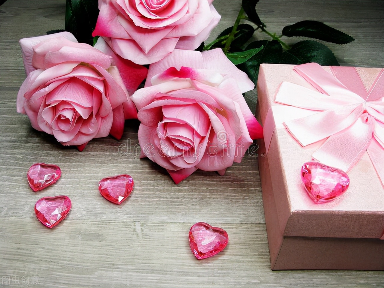 写一封情书许一世深情,写一封情书给最爱你的人