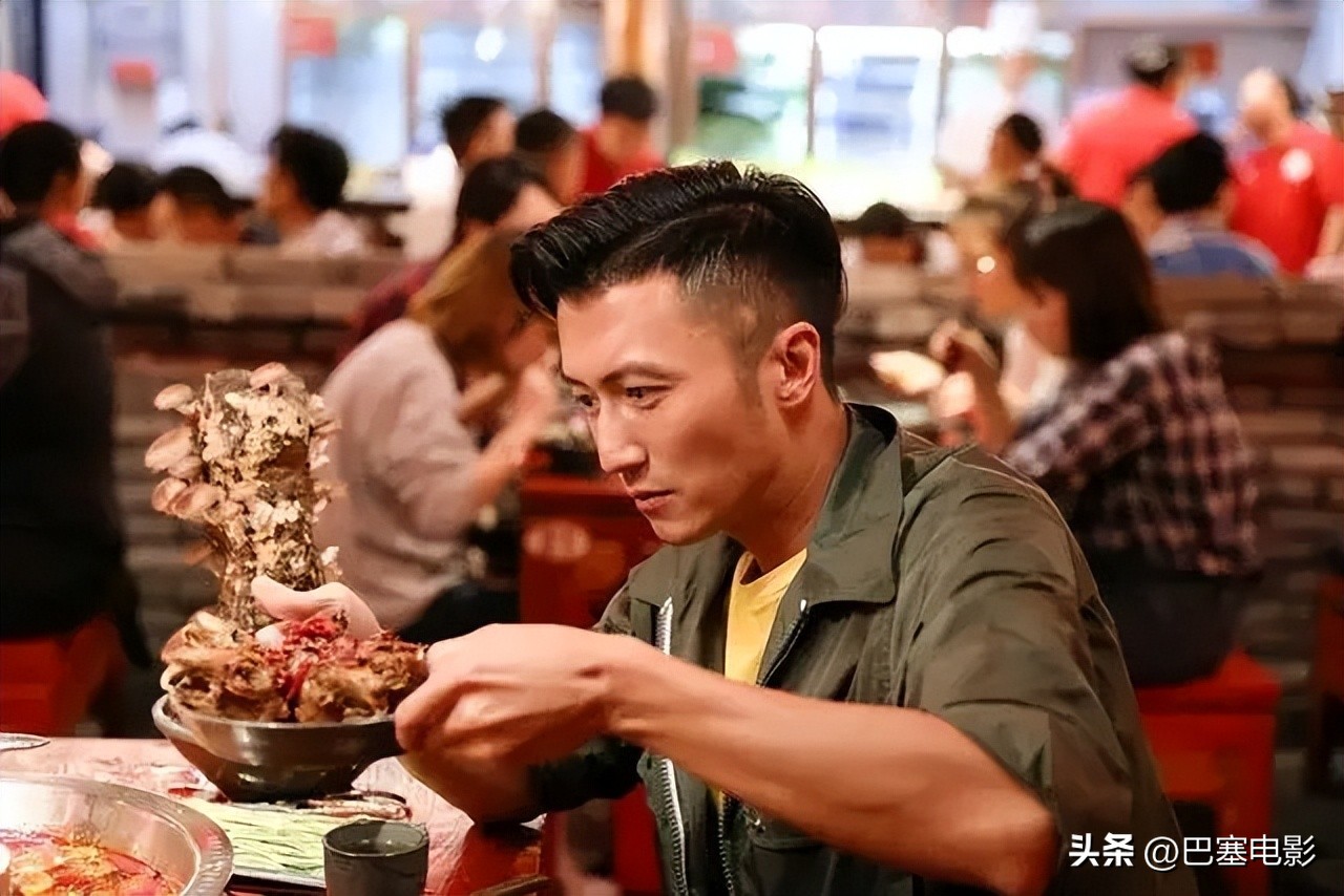 王菲谢霆锋旧照曝光甜蜜,谢霆锋王菲早期恩爱场面