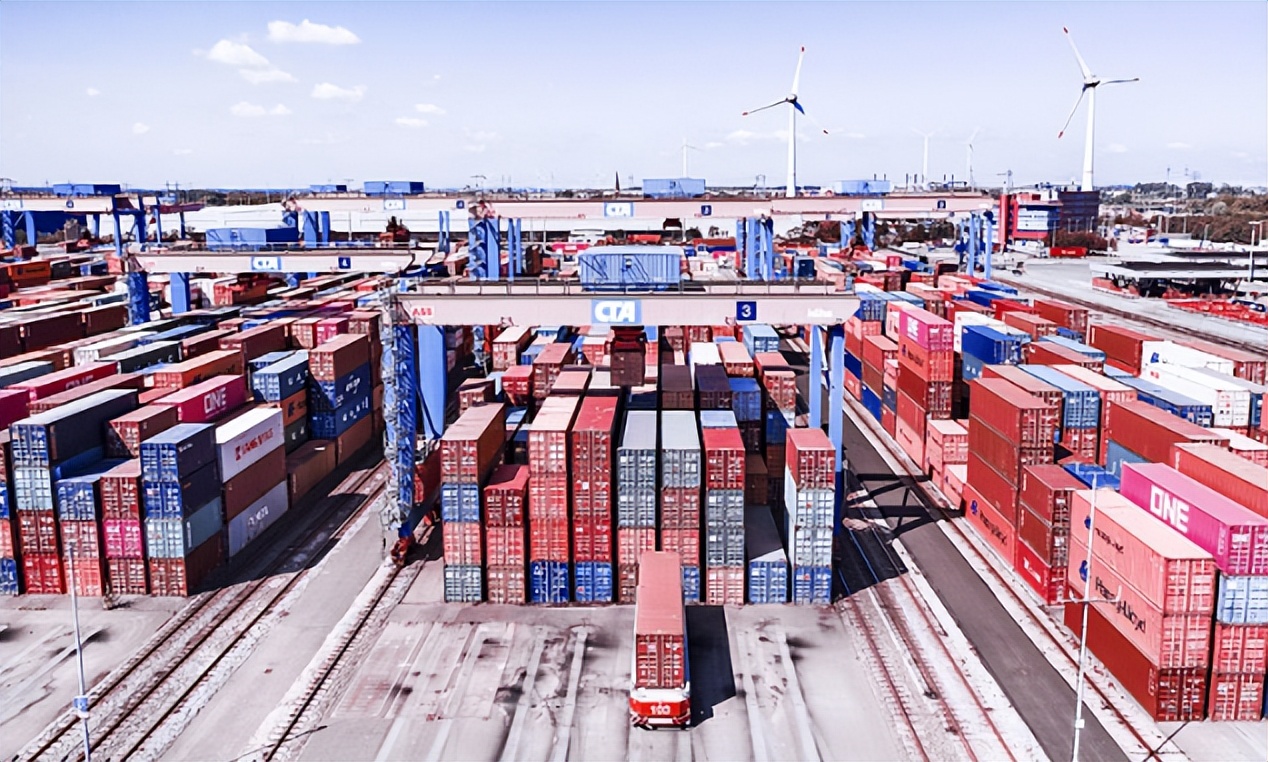 因为有水货俄罗斯人继续使用很多熟悉的西方商品