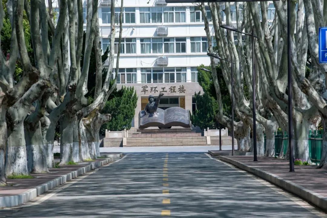 高考志愿填报军校体检标准,高考报考军校视力需要什么条件