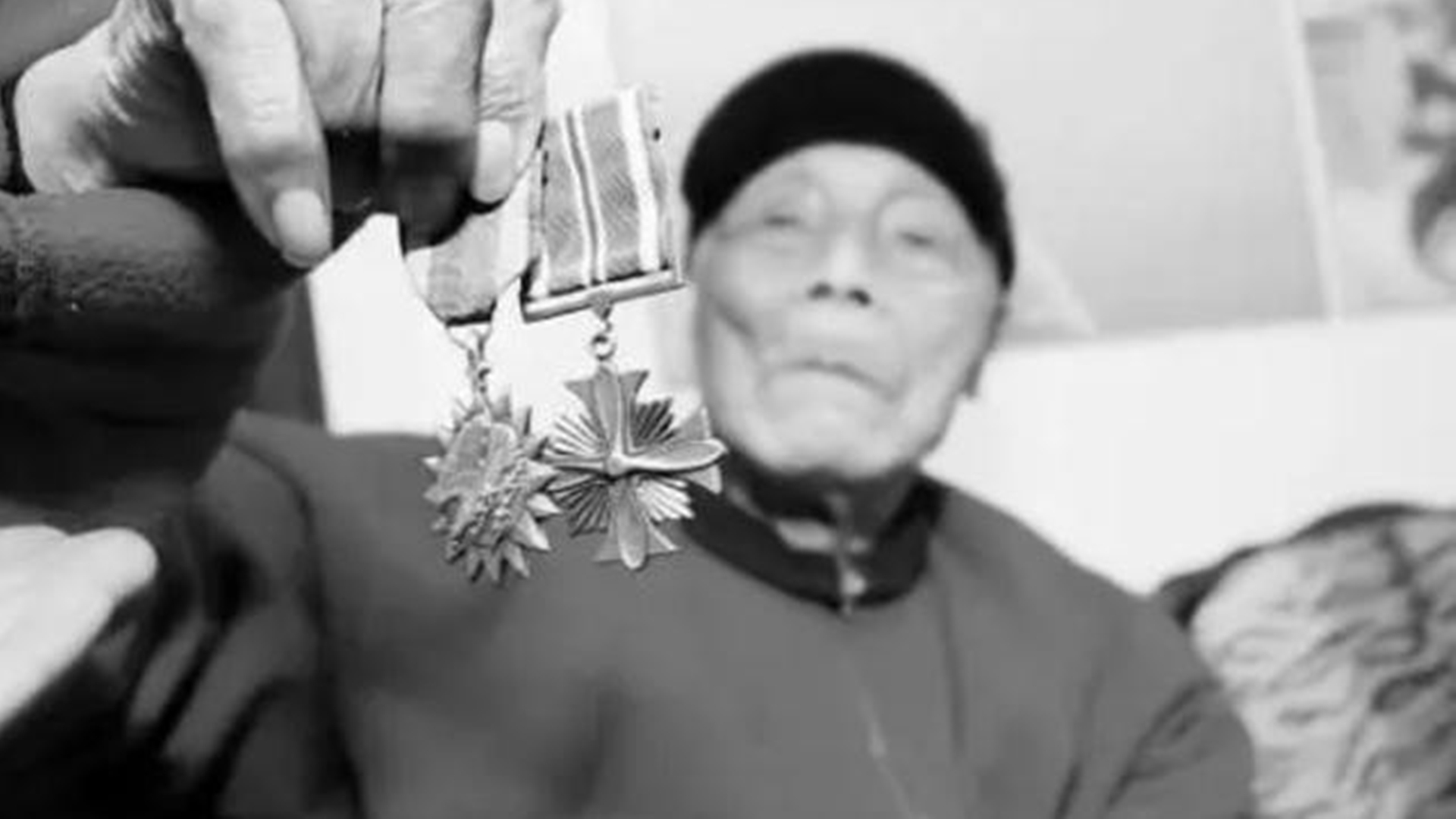 浙江一老人出狱后蹬三轮,老人蹬三轮出狱