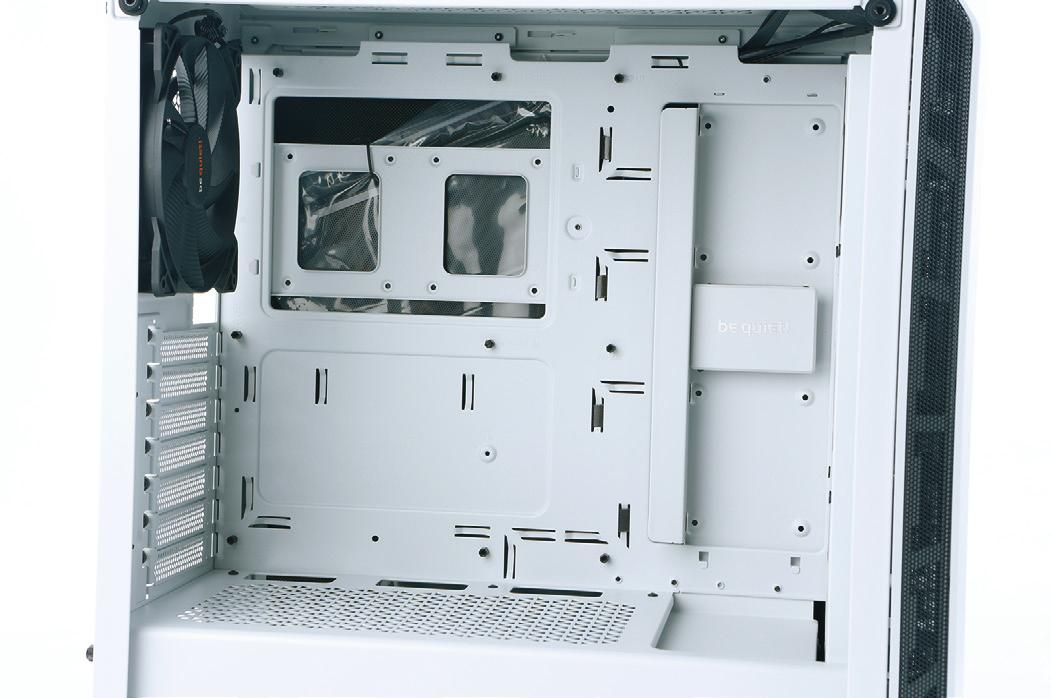 静音、空间、侧透全都要——德商德静界PUREBASE500机箱装机体验