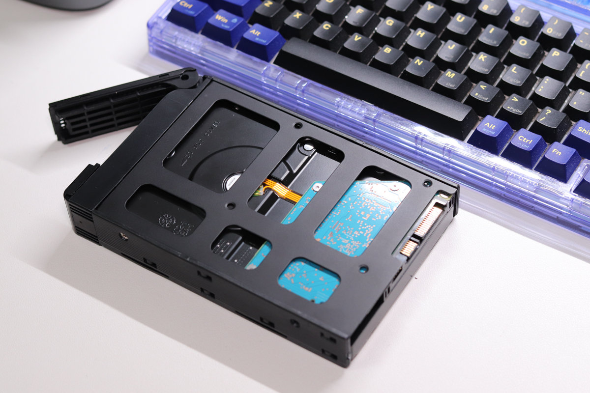 东芝n300和nas哪个好 (东芝n300nas)