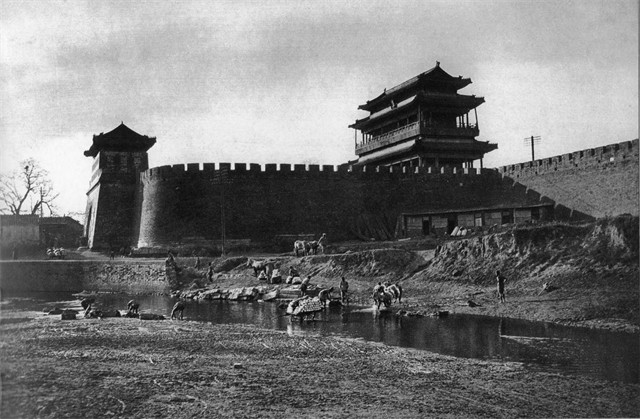 当年若“梁陈方案”被采纳，留下古城墙，那么如今北京会是什么样