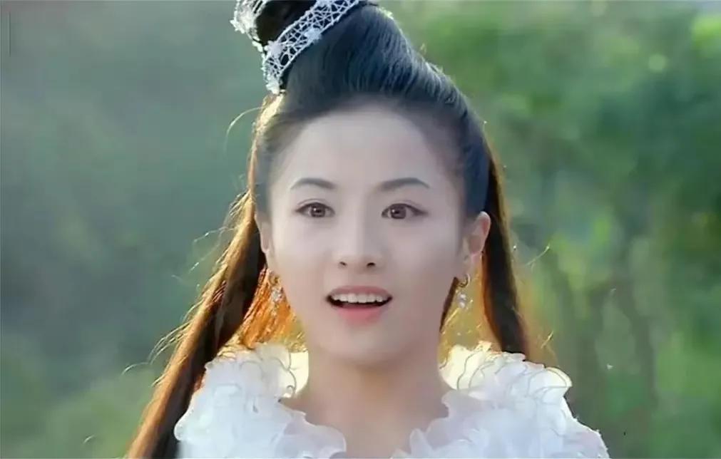 脸没恢复就别出来捞金，发面馒头、蜡像脸，求求你们放过观众吧！