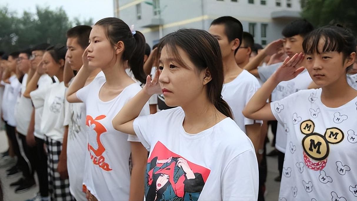 初中生成绩不好上什么技校有前途,小孩成绩不好有必要去读技校吗