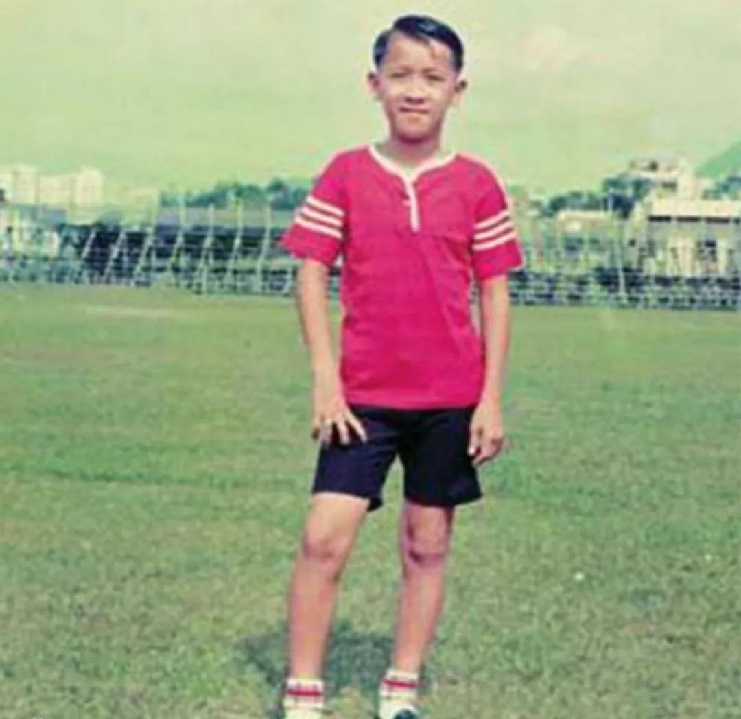 人比人气死人！这8位明星不但名气大，还个个“身怀绝技”