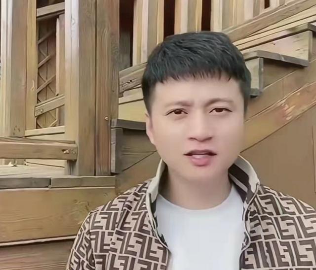 网红二晨最新视频,二辰的网红事件