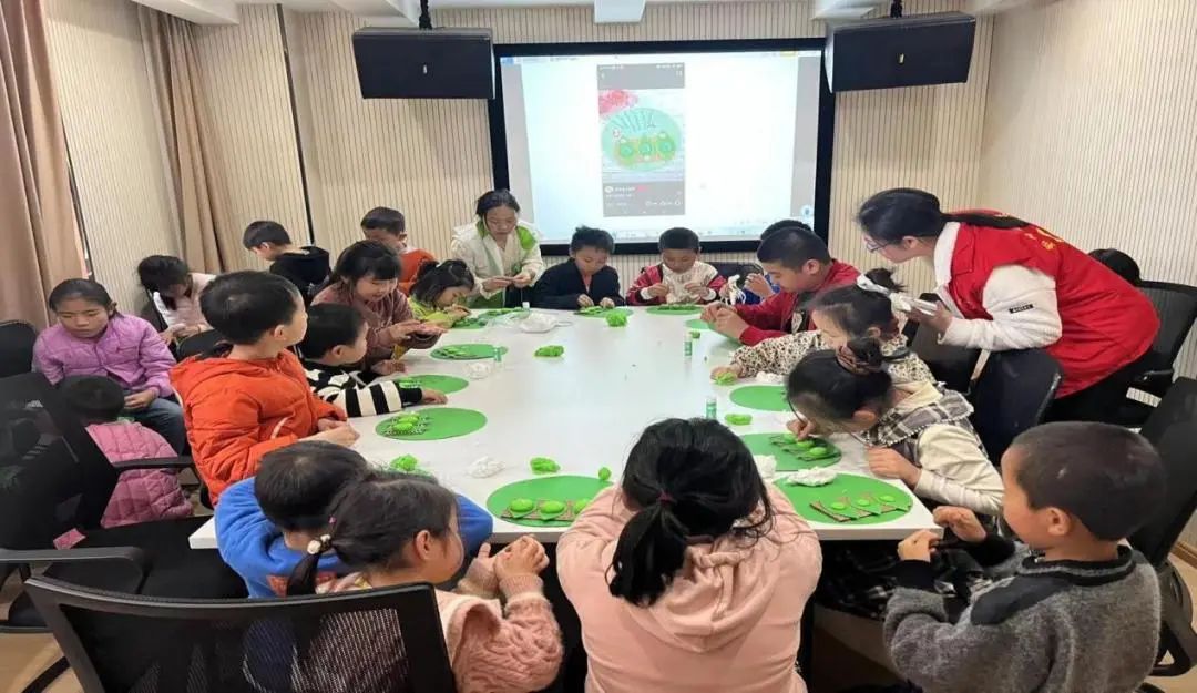 文明祭扫让清明节更清朗的文字,文明祭扫致敬烈士移风易俗树新风