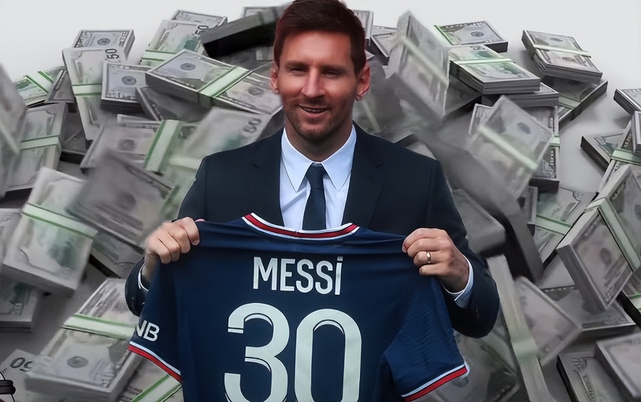 历史足球最有价值球员,历史年收入最高的足球球员