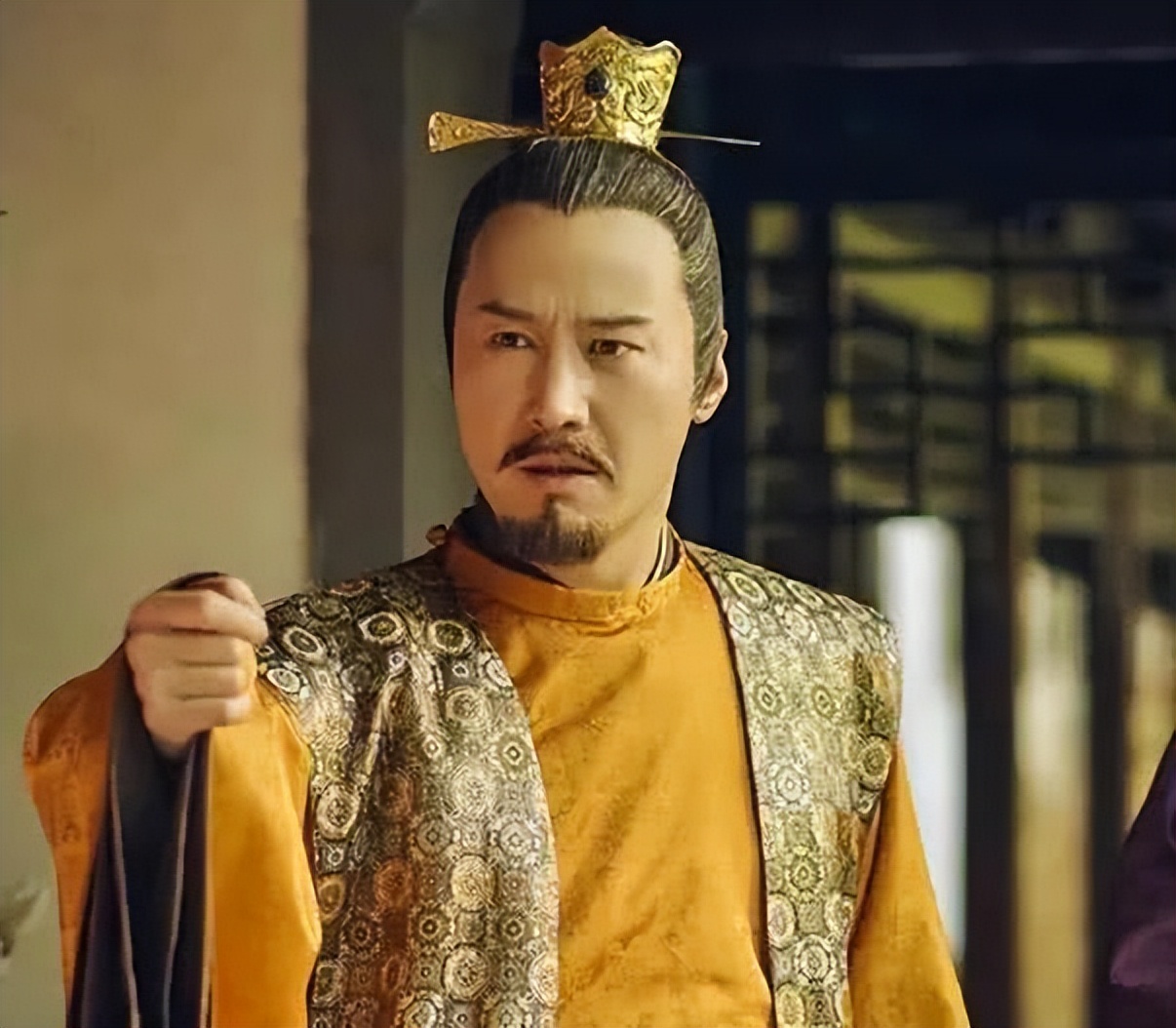 喜欢唱歌、喜欢泡澡、喜欢当乞丐——皇帝们的那些奇葩爱好