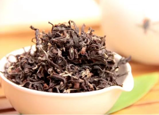 超市里3款不起眼的“廉价茶”，懂行的抢着喝，别错过高品质好茶