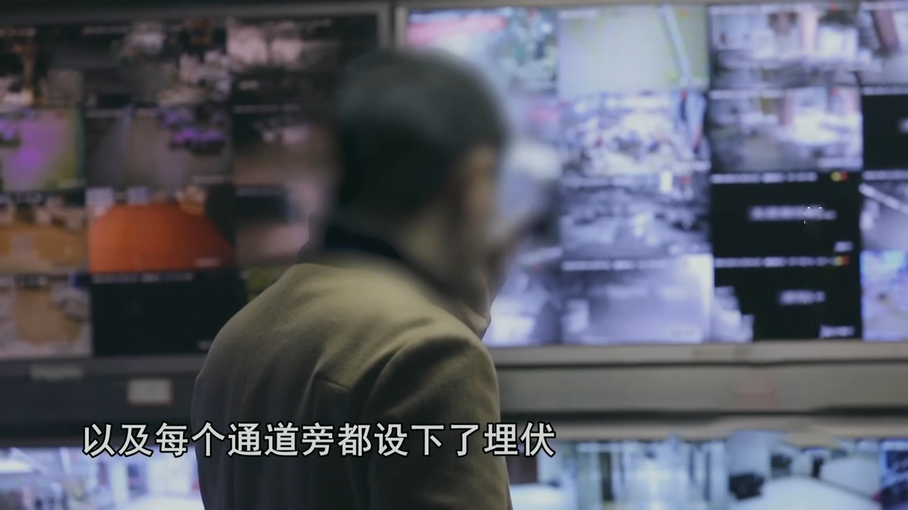 21年湖北修车老板生意惨淡，却开豪车买奢侈品，调查揪出惊人内幕