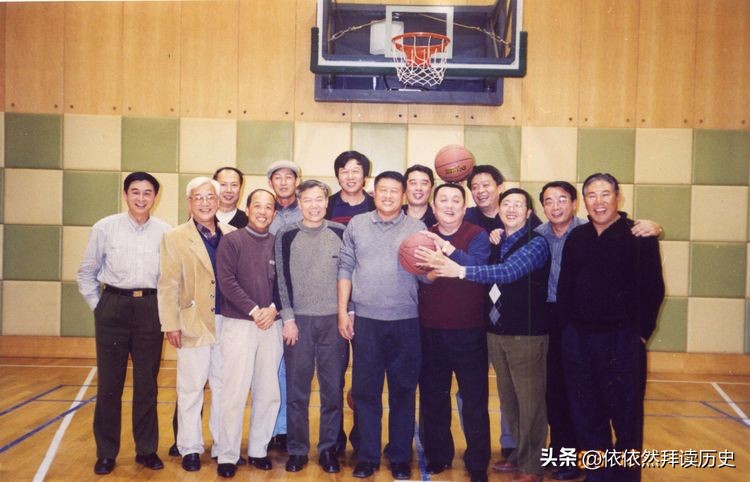 2021年战友联谊会视频,战友团队精神风采展示