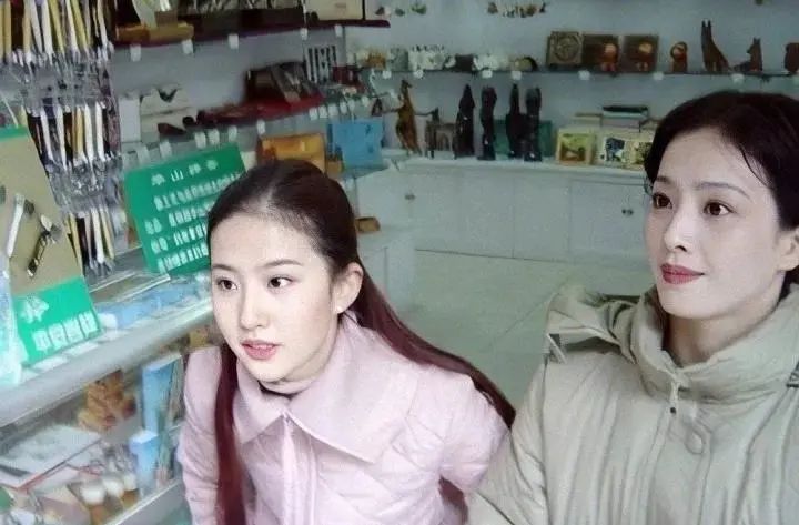 为什么男生都那么喜欢刘亦菲啊,为什么很多男人都喜欢刘亦菲