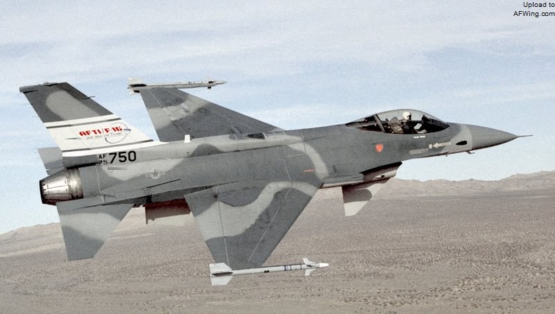 洛克希德f-16战斗机,蝰蛇的秘密f16