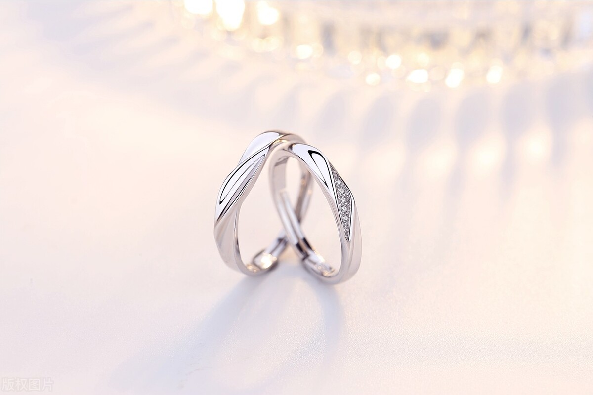 纯银戒指怎么看真假鉴别,怎样识别纯银的戒指真假