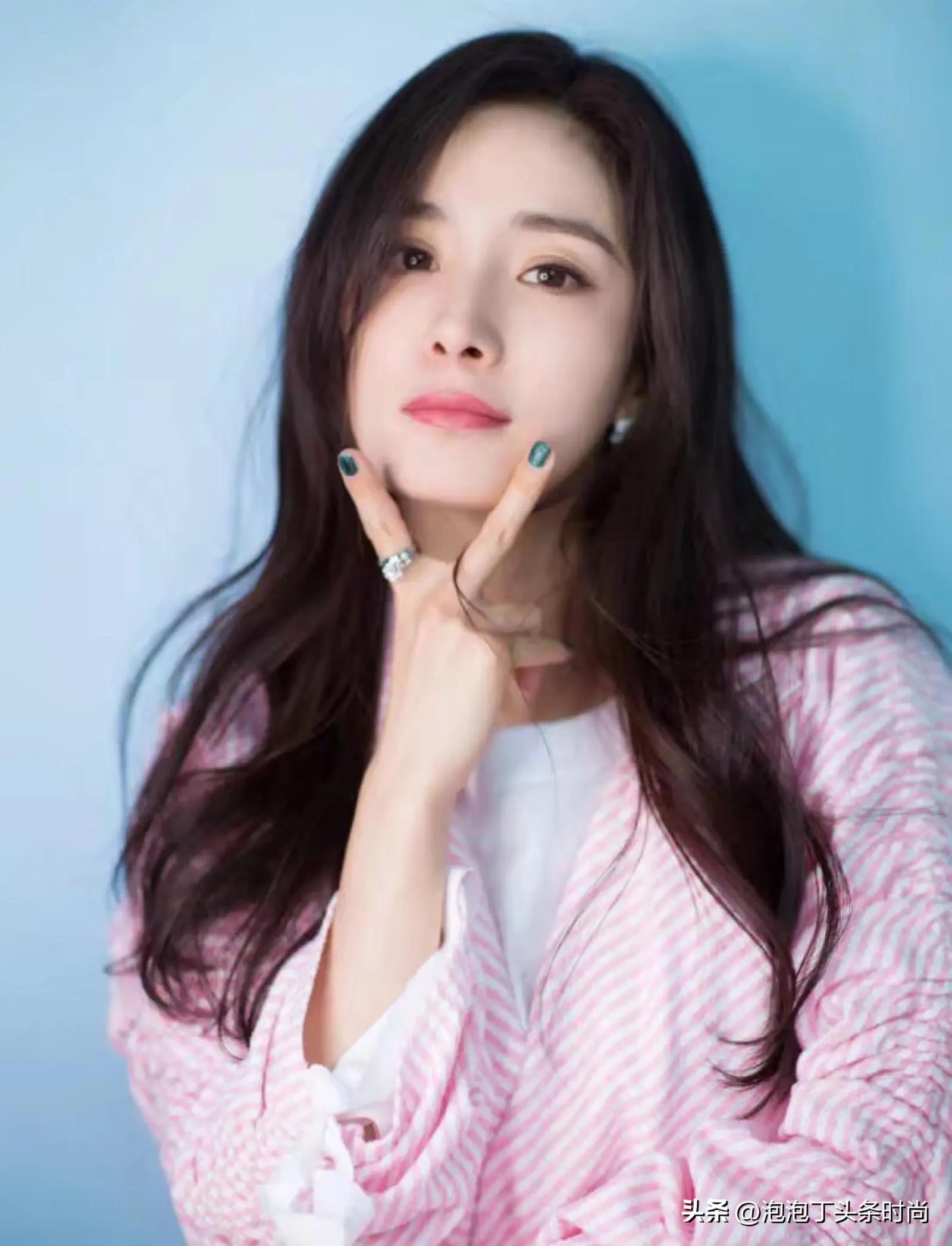 女明星妆后对比照,女明星妆前后效果对照表