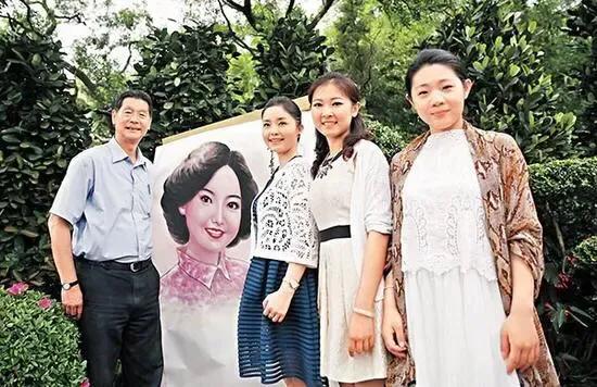 陈佳邓丽君歌曲最佳传承人,邓丽君歌曲传承者陈佳的简介