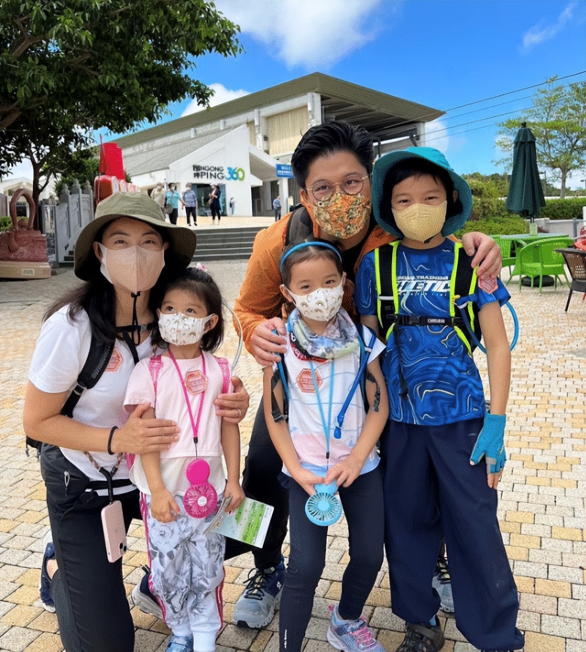 霍启刚晒郭晶晶照,霍启刚郭晶晶甜蜜合照