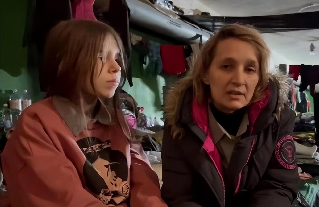 亚速钢铁厂危险了,亚速钢铁厂为何如此难攻