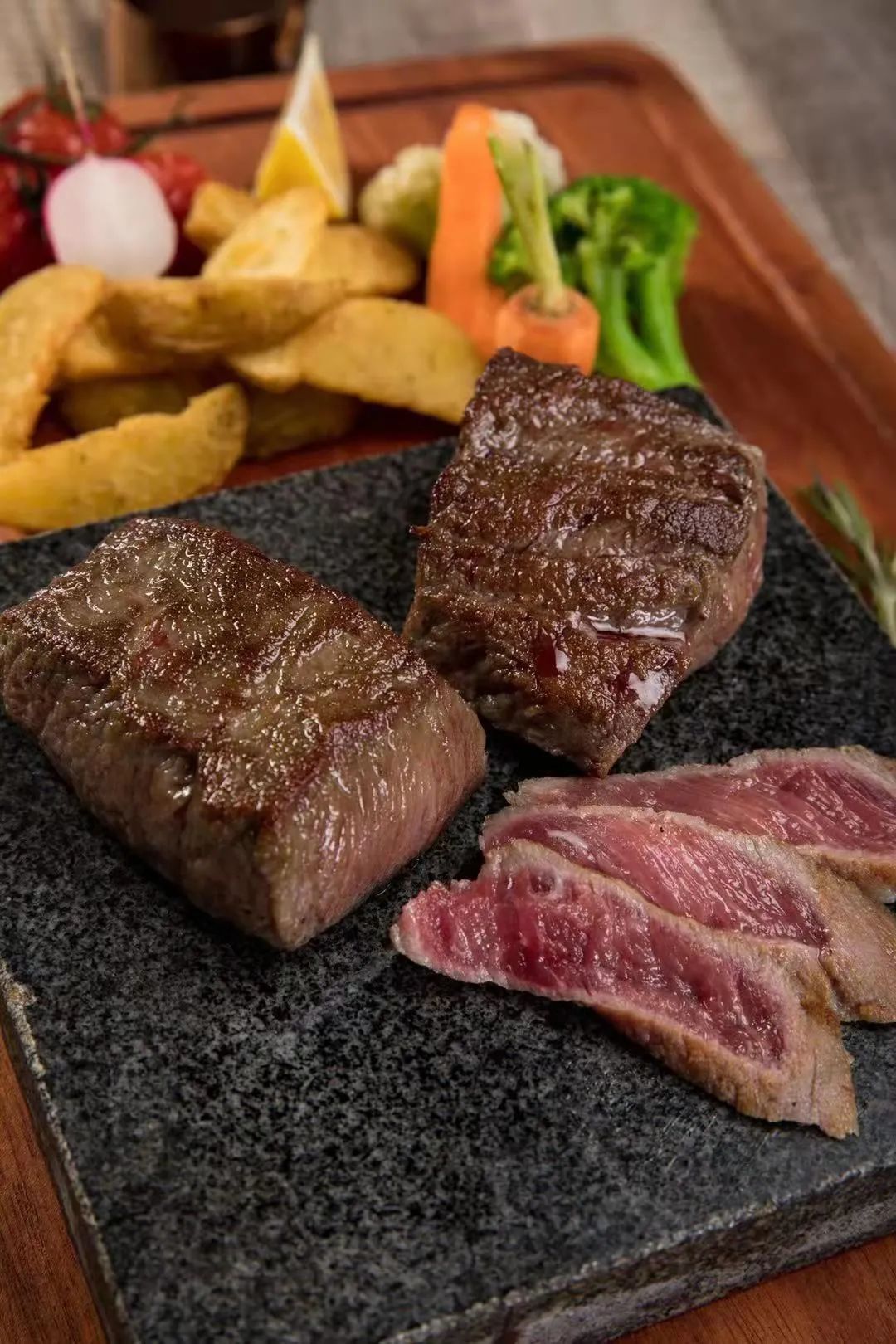 餐饮差异化运营模式,高端餐厅经营思路和方案