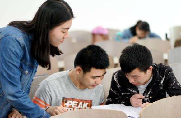 福师大食堂外地学生,福建师范大学学生食堂吃饭