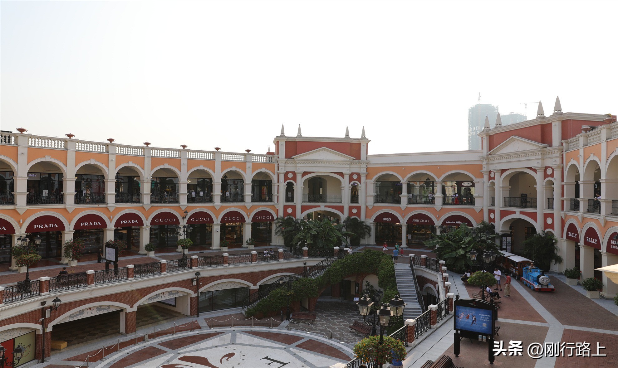 佛山奥莱佛罗伦萨小镇拍照,佛山奥特莱斯佛罗伦萨小镇