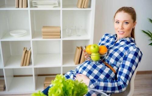 孕妇胃烧心是胎儿长头发？其实是因为这2点，缓解方法都告诉你了