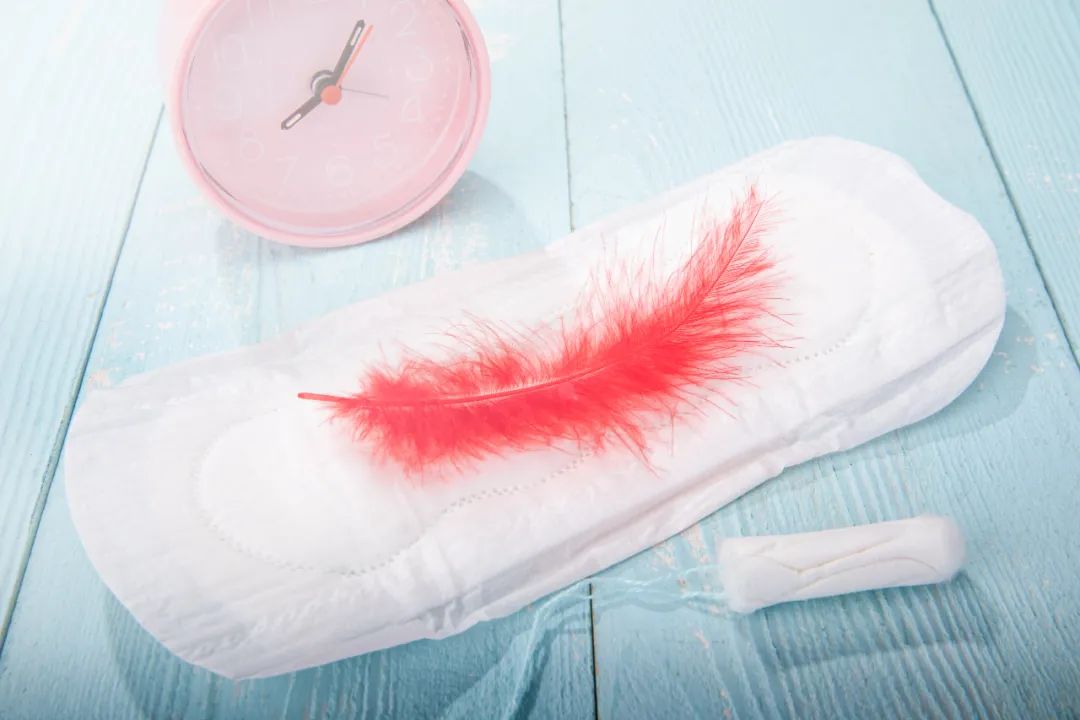 月经血有腐臭味,月经的血有臭味是咋回事