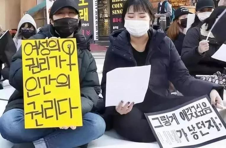 韩国色情业为何如此猖獗？100多万女性受害，打黄18年越打越黄？
