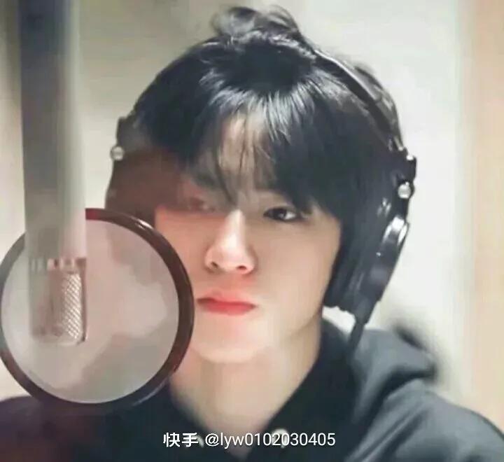 刘耀文长篇做梦文案,刘耀文文案短句干净治愈