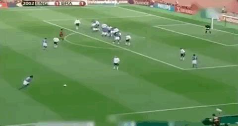 人物志罗纳尔多,足球人物小罗