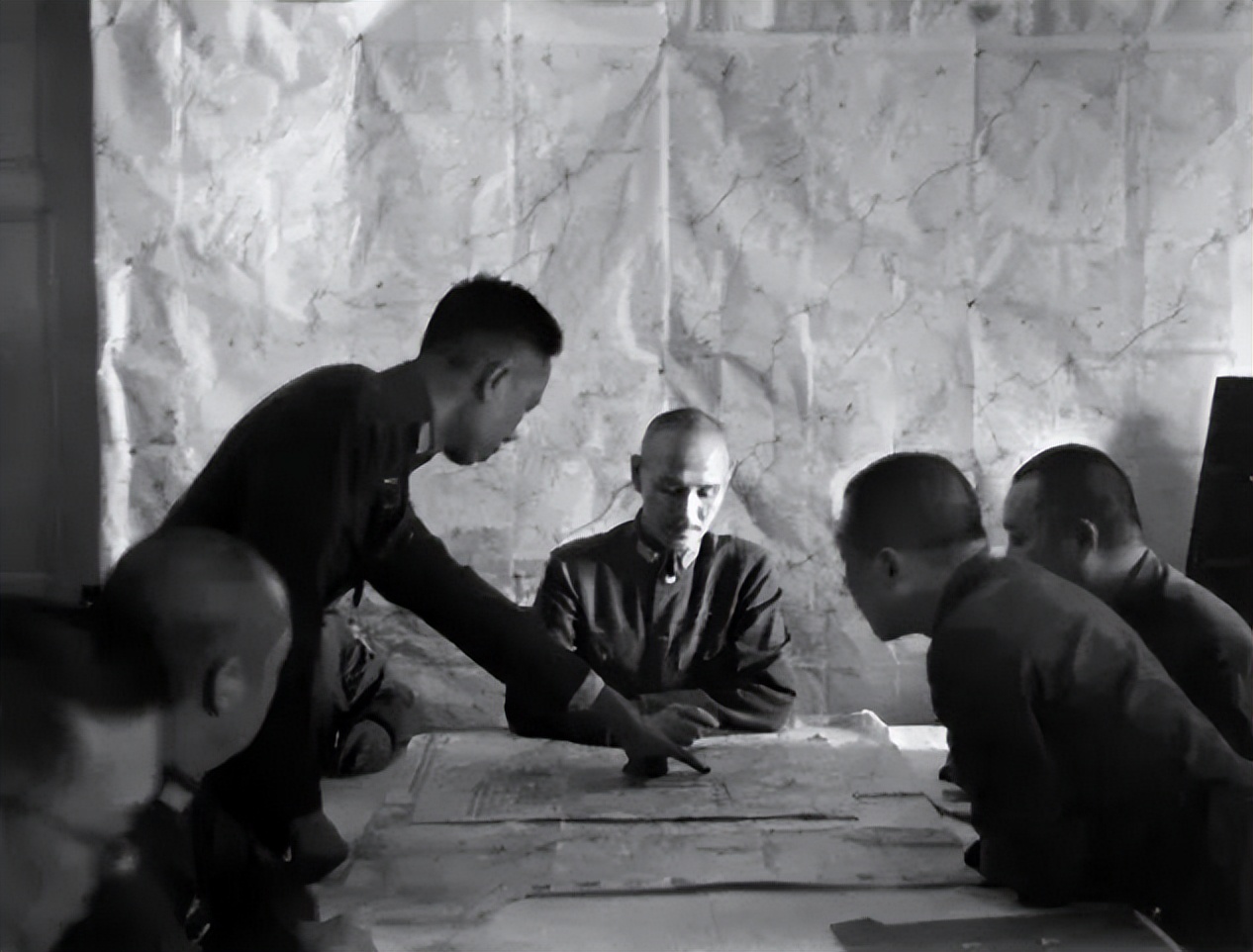 张学良获释后，再谈西安事变真相：杨虎城才是主角，我是名义上的