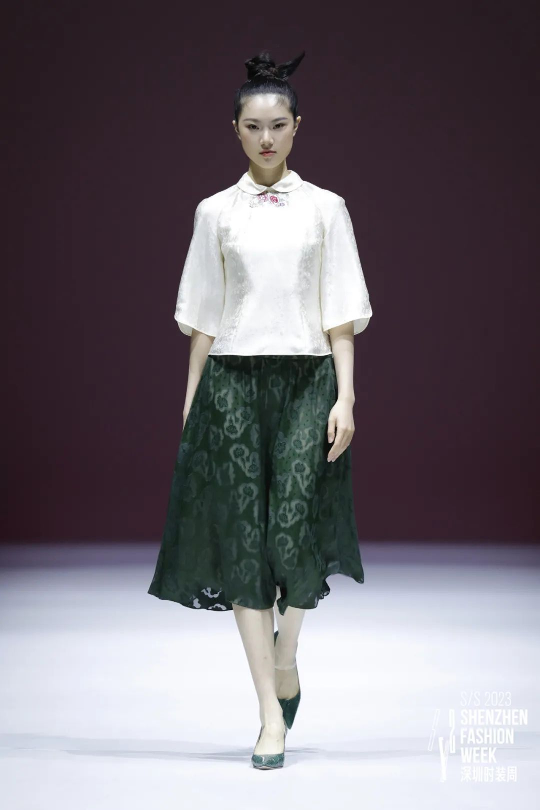 衡韵雅序服装郑州店,衡韵雅序郑州机场