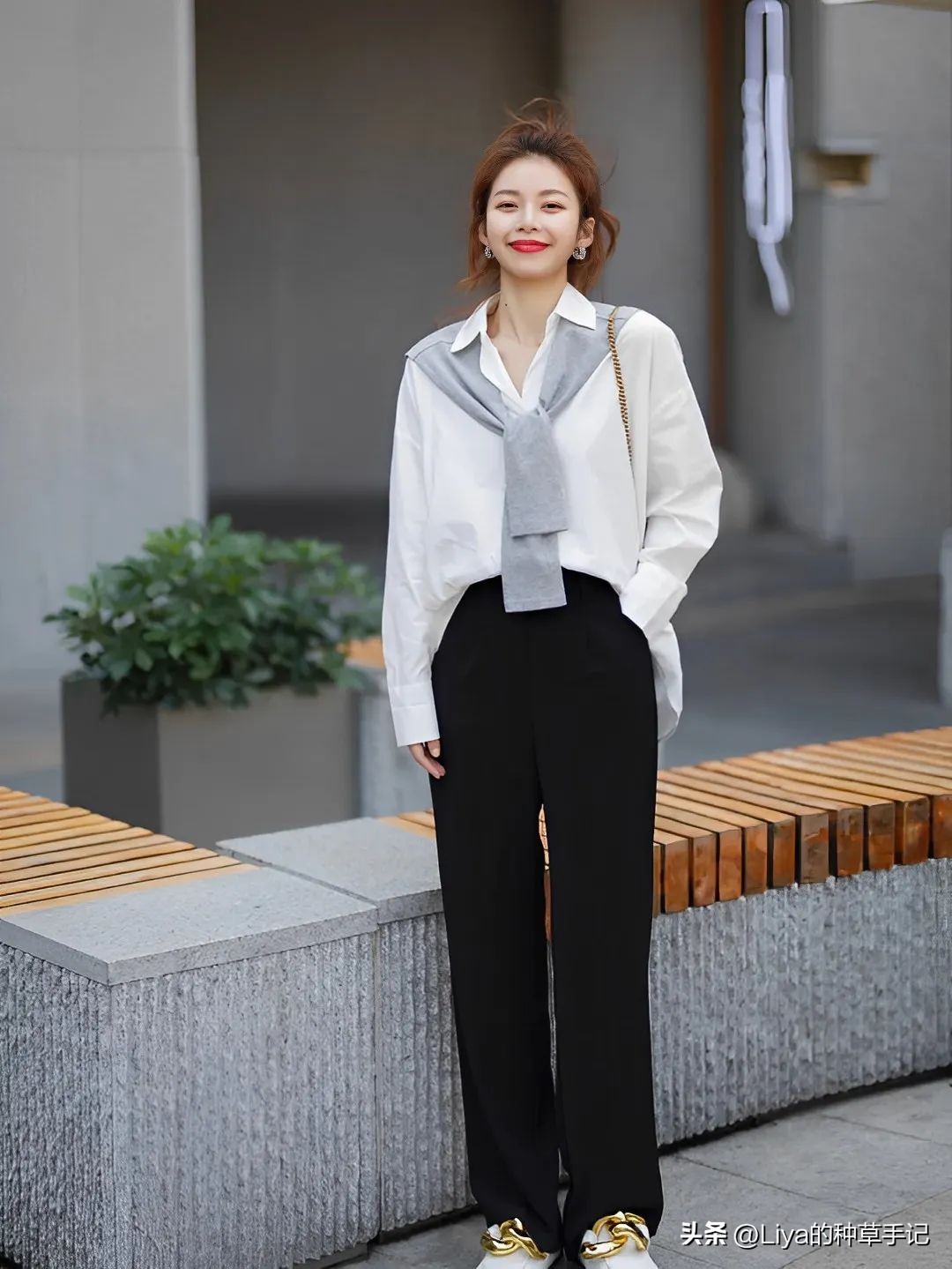 153cm的“衬衫狂魔”，一刷就被吸引住了