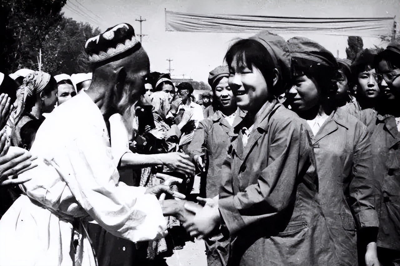 新疆的名酒伊力特酒价格是多少,伊力特酒新疆地位