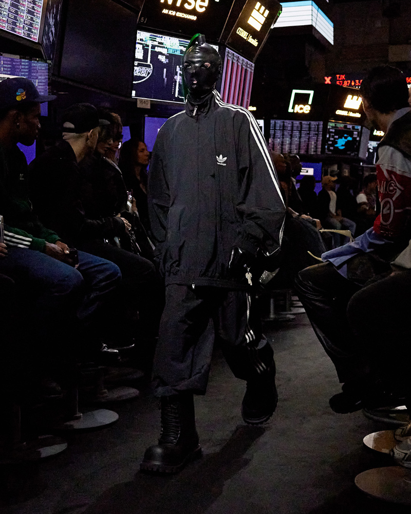 巴黎世家夏季新品,巴黎世家2023早春大秀在哪买