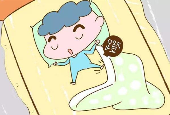 一个月的小孩爱踢被子是因为热吗,一岁宝宝盖被子就踢是热么