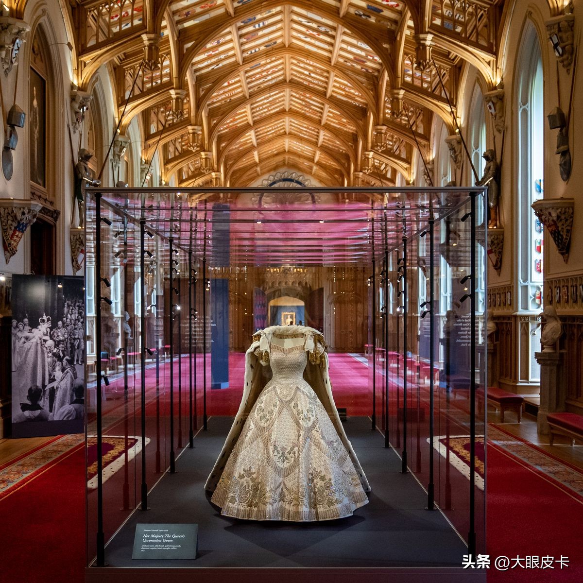 伊丽莎白二世白金汉宫冷知识,英国女王伊丽莎白二世穿衣