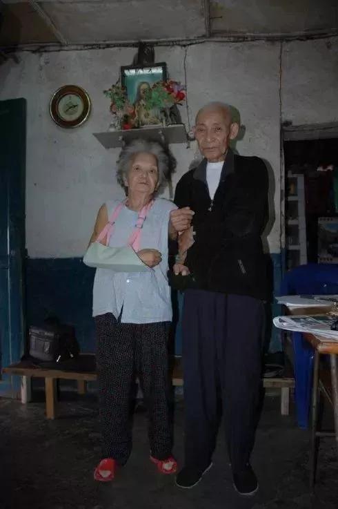 千古奇缘:1997年82岁抗战老兵喜逢死了60年的新娘,再续前缘