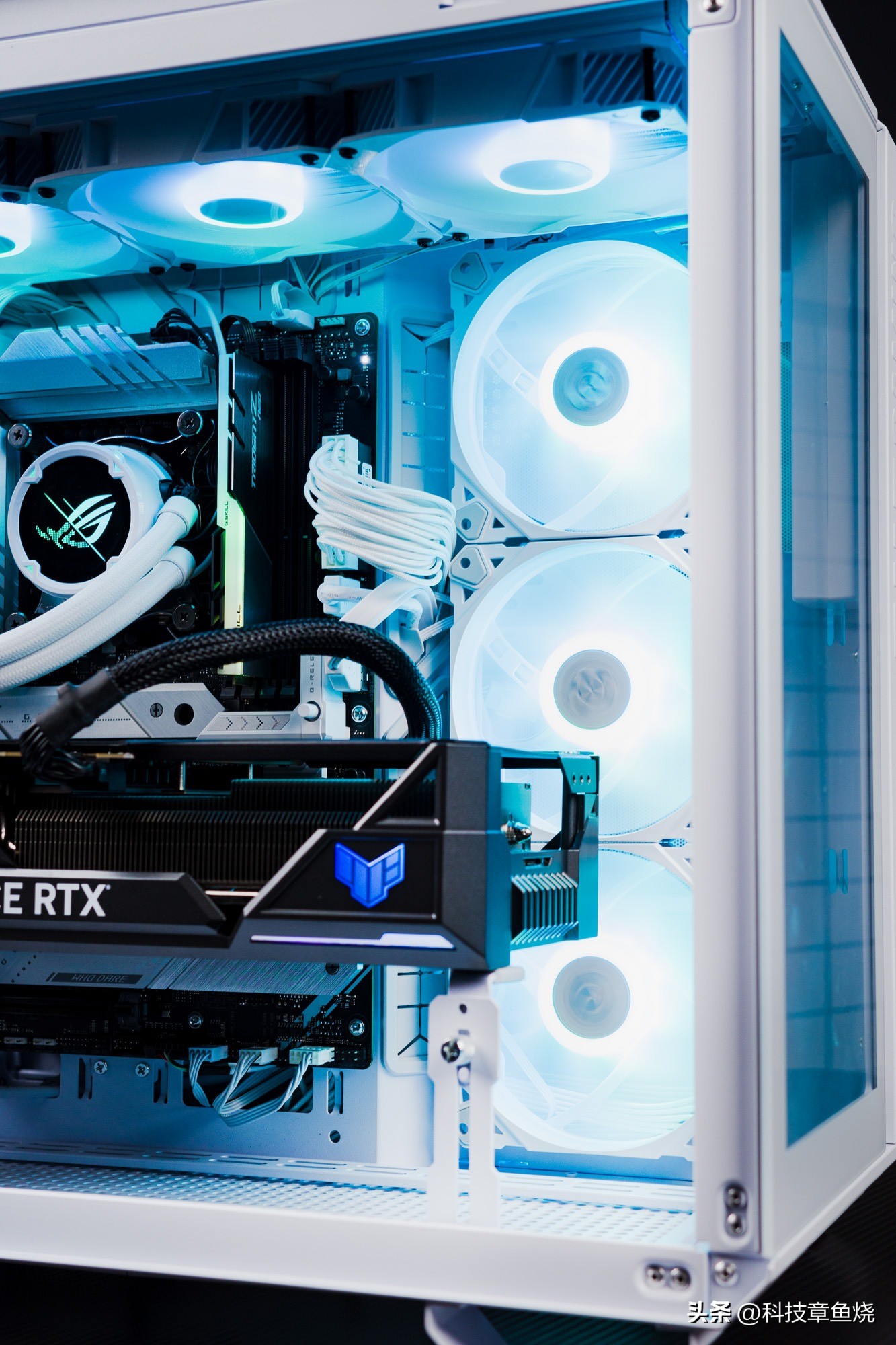 华硕tufgt502无界版机箱组装,华硕tuf502机箱主机配置推荐