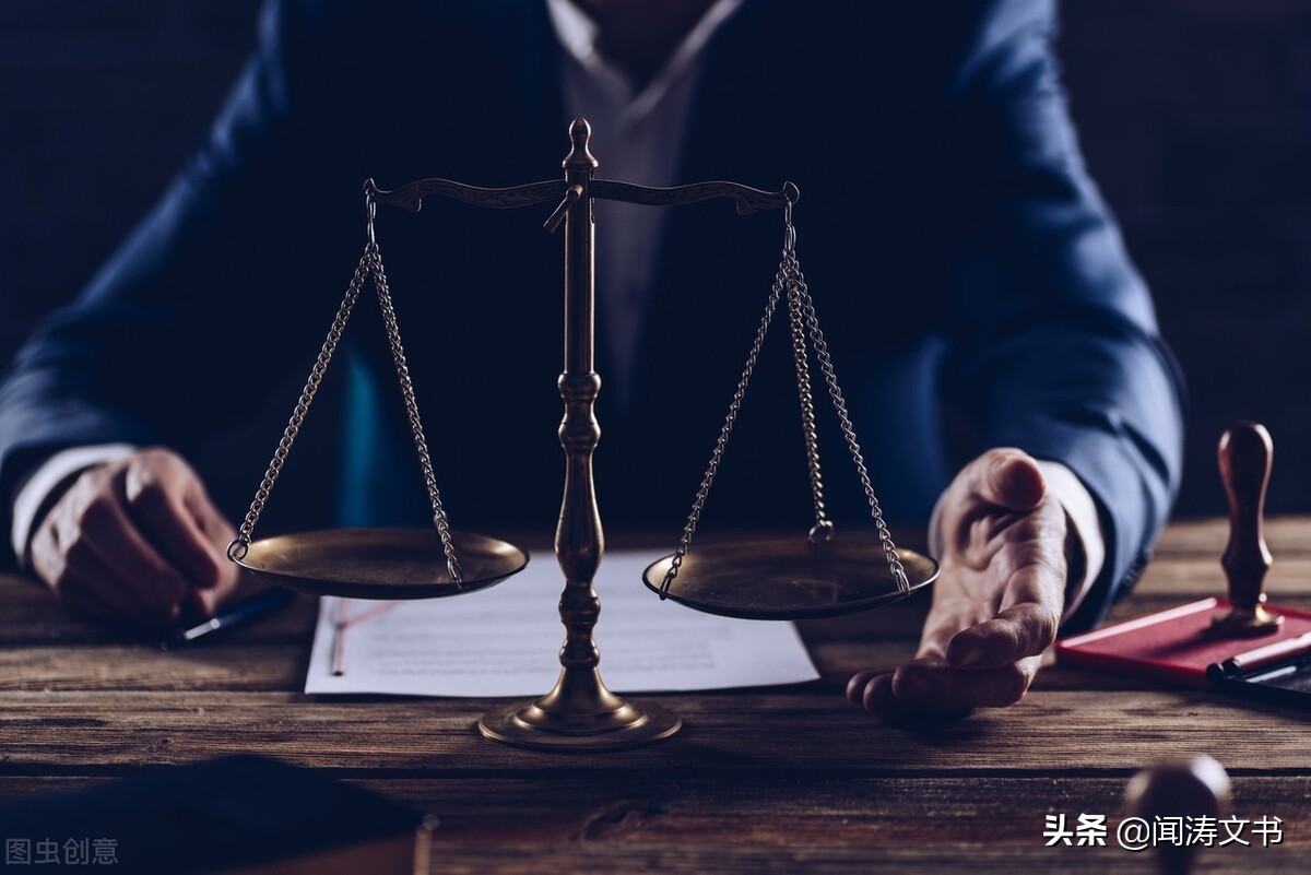 楼上漏水不配合解决物业怎么赔偿,楼上漏水物业和楼上承担什么责任