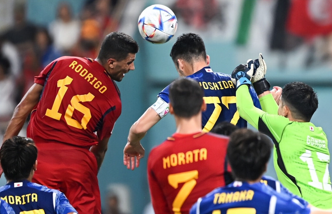 神剧情！2-1！森保一神了，日本队绝境逆袭创造奇迹，掀翻西班牙