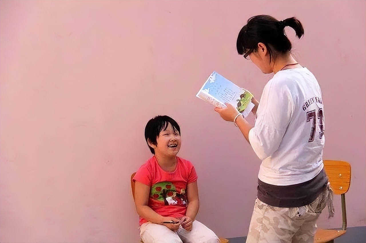 如何正确的教孩子背古诗,孩子到底要不要学背古诗