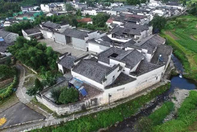 一鸣惊人英文典故,一鸣惊人古诗句