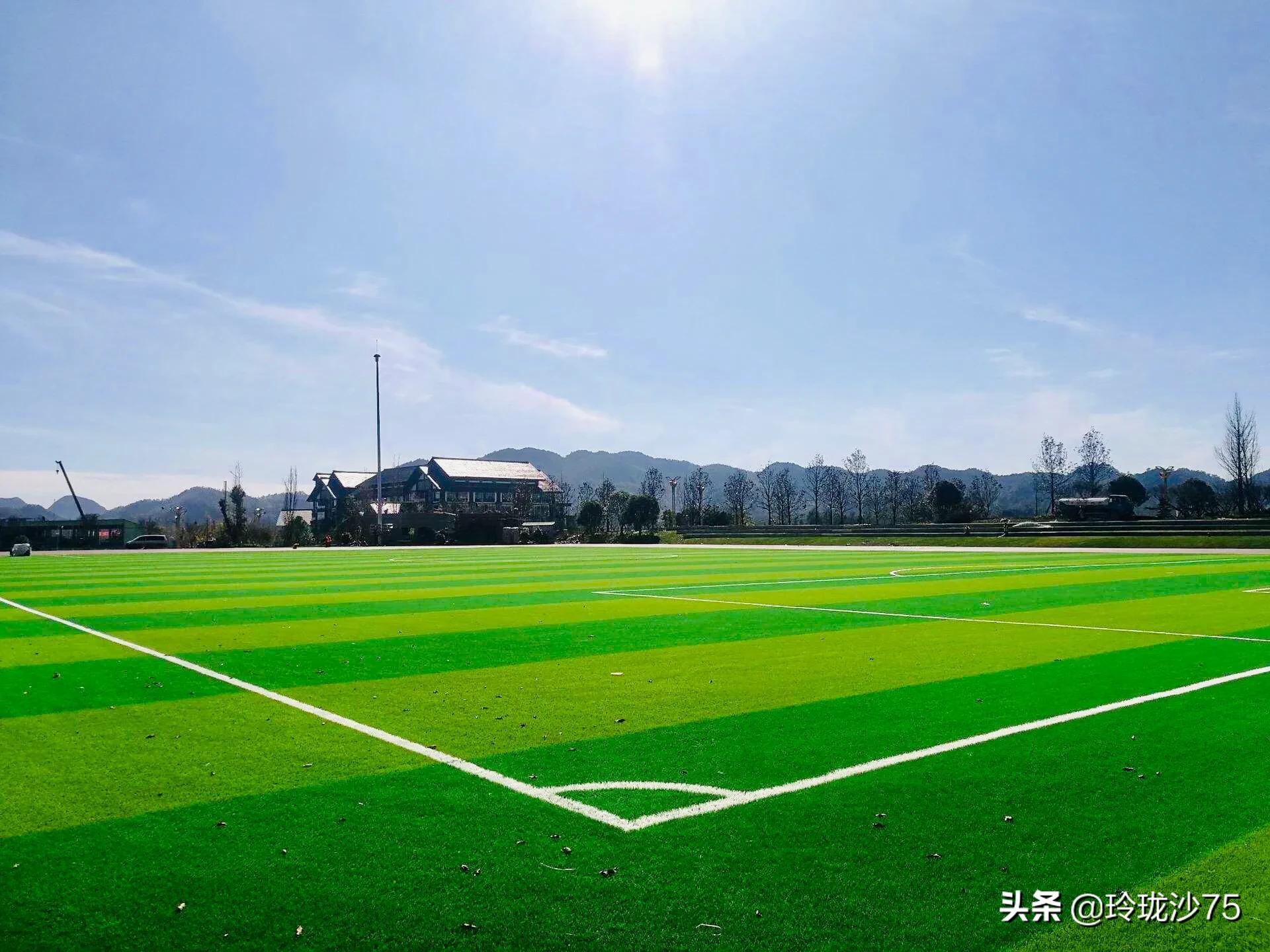 长沙风景美丽的篮球场,长沙王陵公园生态足球场